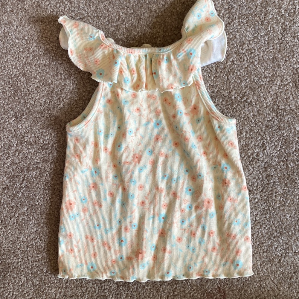 Floral top - Picture 2 of 2